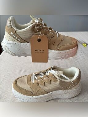 HOLO FOOTWEAR’90s men’s sneakers